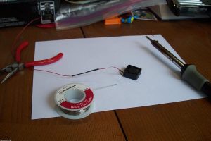 Laptop Garam Ho Raha Hai? 9 Asaan Steps Overheating Control Karein
